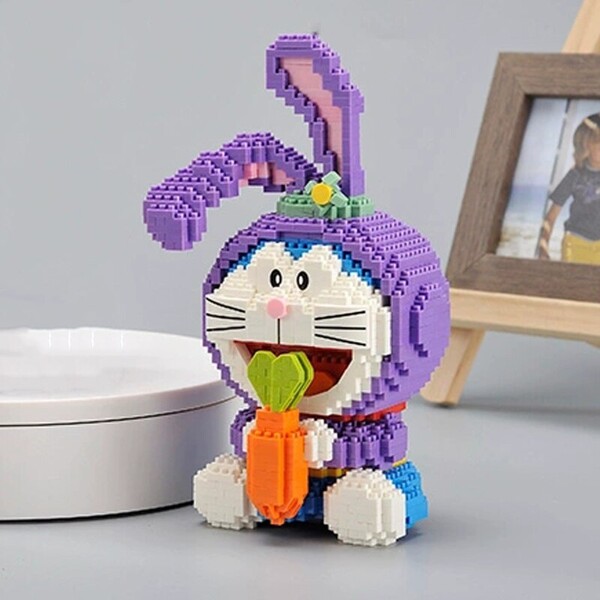 LP 210587 Doraemon in Rabbit Holding Carrot