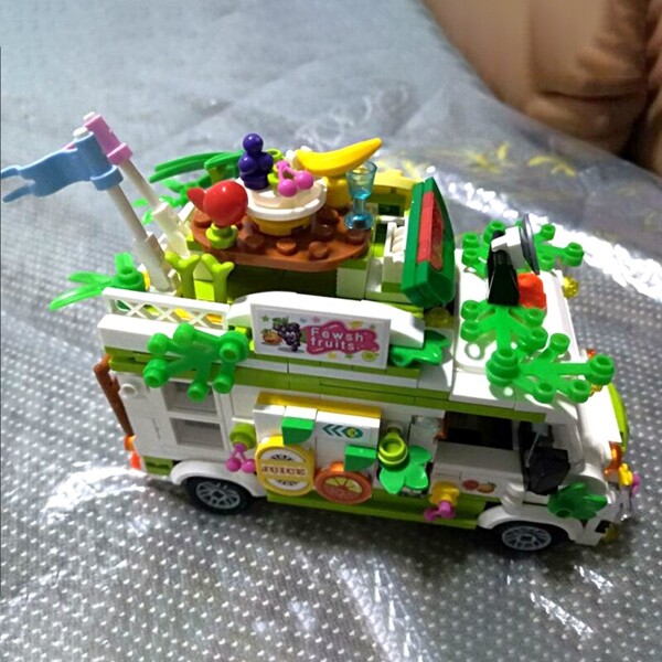 Lezi 00886 Fruit Cart Car with Watermelon and Pineapple