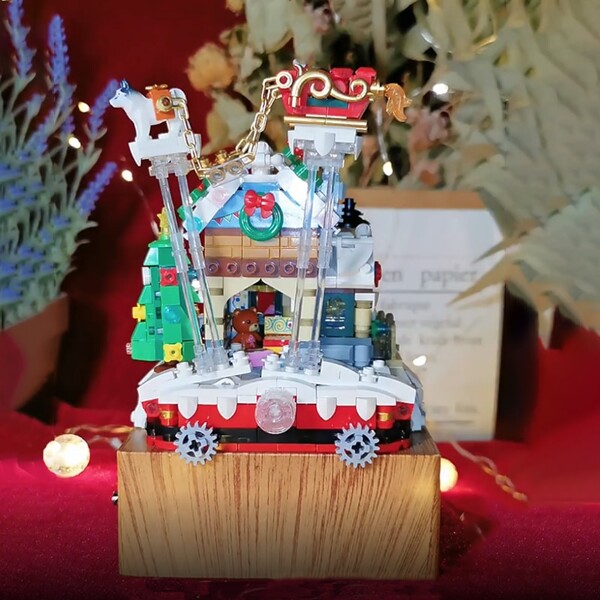 LOZ 1238 Merry Christmas Music Box