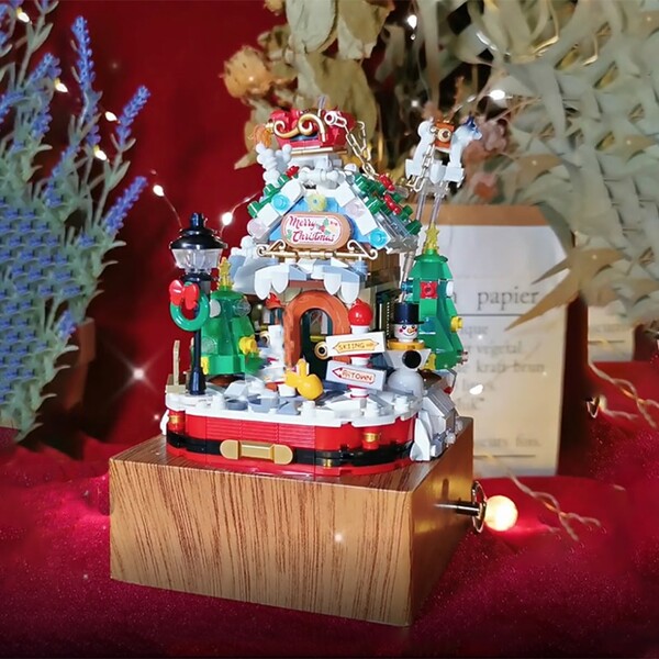 LOZ 1238 Merry Christmas Music Box