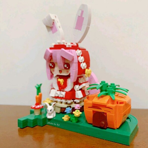 LOZ 1663 Rabbit Doll and Carrot