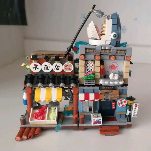 LOZ 1231 City Street Shark Seafood Shop Restaurant Fish Ship