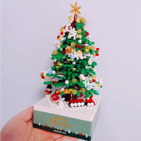 LOZ 1237 Merry Christmas Tree Santa Claus Snowman Star Apple Music Box