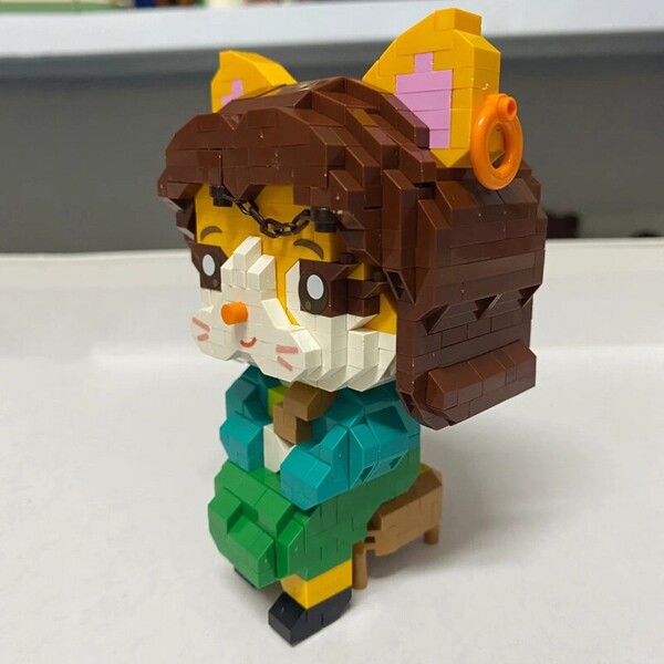 LOZ 8904 Animal World Mona Lisa Cat Sit Lady Pet Doll