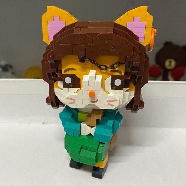 LOZ 8904 Animal World Mona Lisa Cat Sit Lady Pet Doll