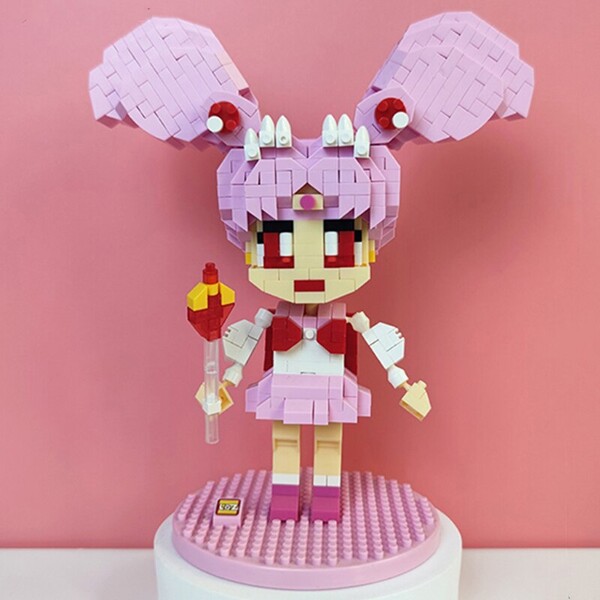 LOZ 9211 Anime Sailor Moon Tsukino Usagi Chibiusa Soldier Doll Model