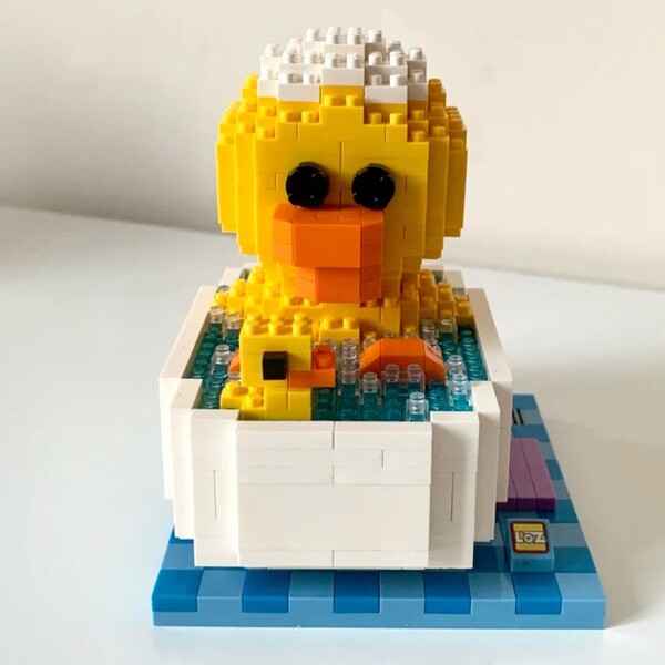 LOZ 9750 Bath Chicken Chick Duck Bathtub Pet Doll Model