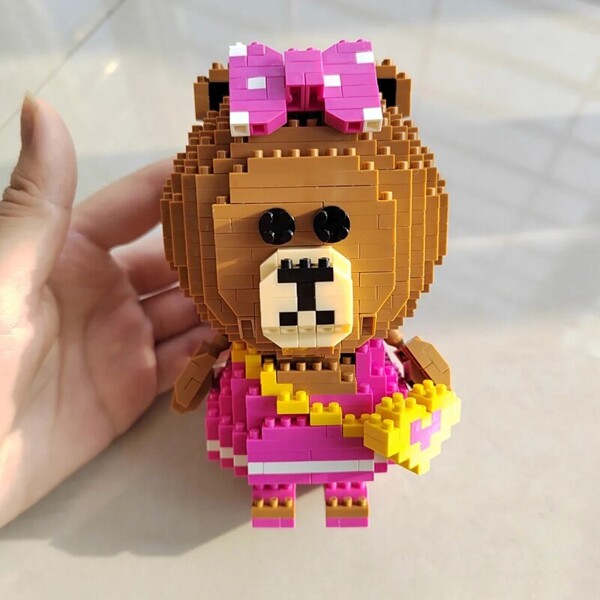 LOZ 9760 Cartoon Bear Girl Heart Bag Bow Pet Doll Model