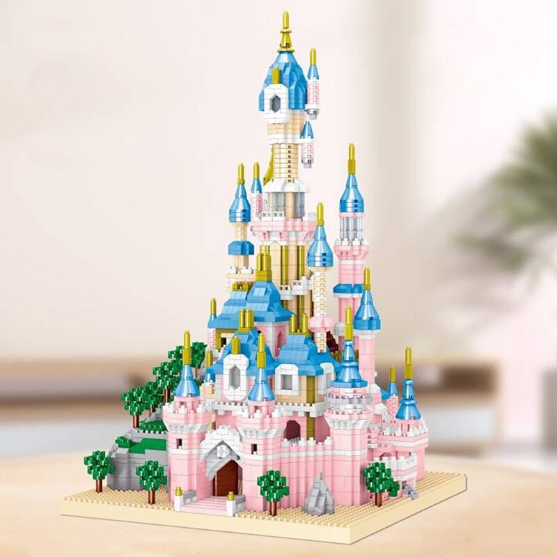 Lezi 8240 World Architecture Paris Dream Castle Tower Garden Model