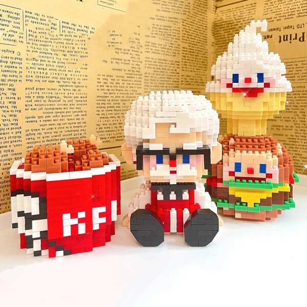 PN 6031 Food World Hamburger Ice Cream Fried Chicken Grandpa Doll