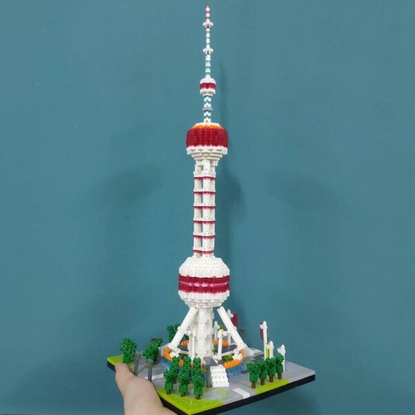 YZ 063 Shanghai Oriental Pearl Radio TV Tower With Trees