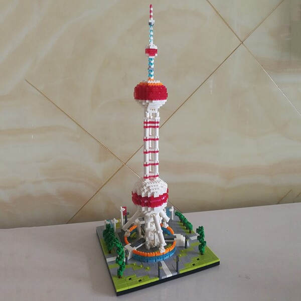 YZ 063 Shanghai Oriental Pearl Radio TV Tower With Trees
