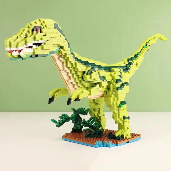 YZ 9139 Jurassic Dinosaur Velociraptor Monster