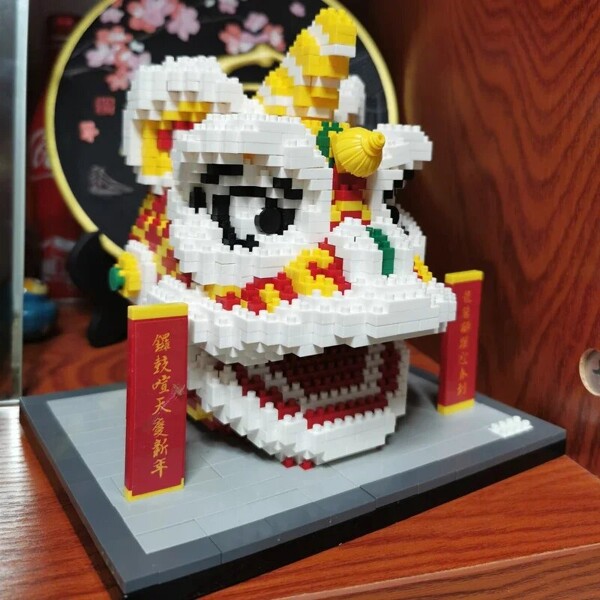 Balody 16157 Spring Festival Lion Dance Head Statue