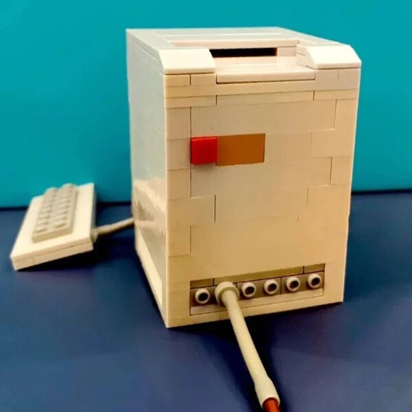 JAKI 8211 Retro Personal Electronic Computer Machine Mouse Keyboard