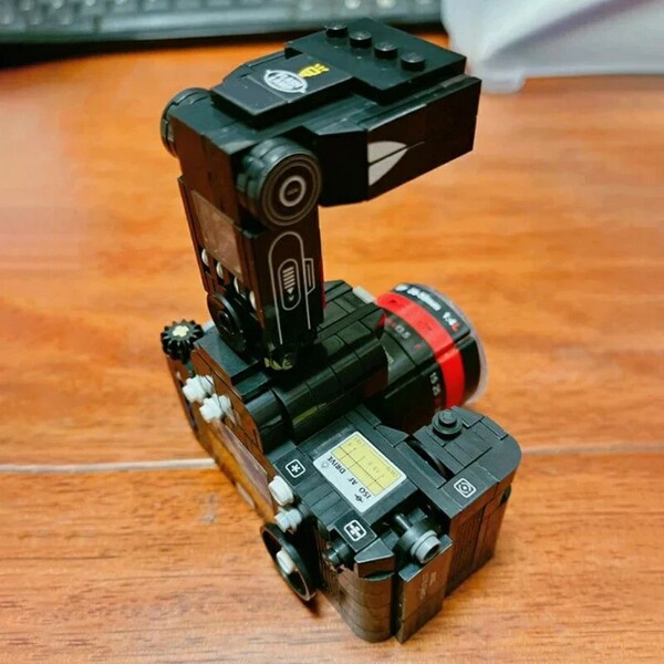 Lezi 00845 Black Flash Light Advanced Digital SLR Camera Photo Machine