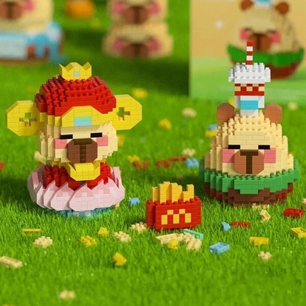 PN 6069 Capybara Drink Bath God Of Wealth Bird Pyramid Pet Doll