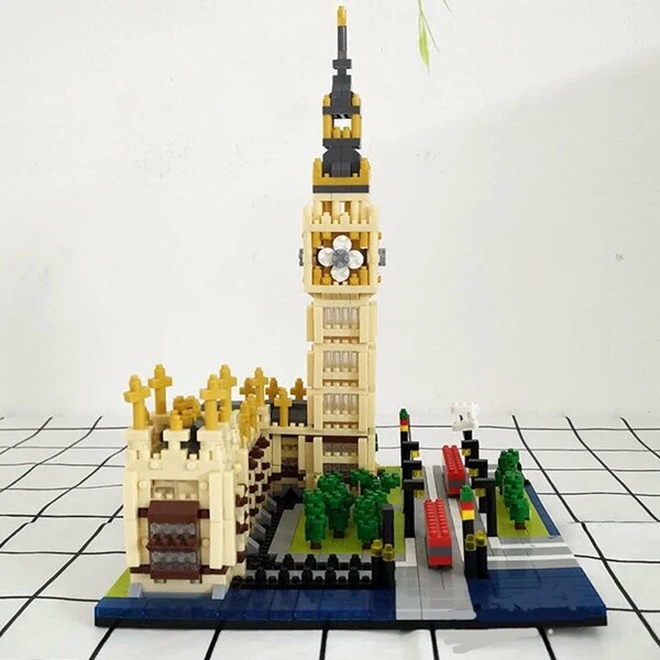 YZ 058 Elizabeth Clock Tower Big Ben Westminster Palace Bus