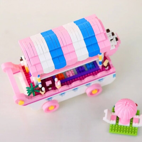 ZRK 7817 Ice Cream Truck Car Vehicle