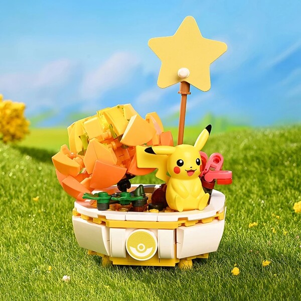 Keeppley K20217-K20221 Pokemon Pikachu Charmander Squirtle Decoration Plant Potted Flower