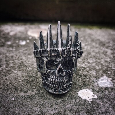 Eyhimd Mens Classical Nobility Silver King Crown Skull 316L Stainless Steel Biker Rings Punk Fasion Jewelry - Skull Outfit